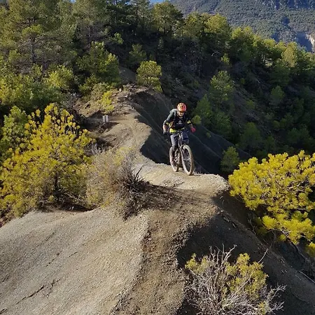 La Borda Castillon * Tierrantona